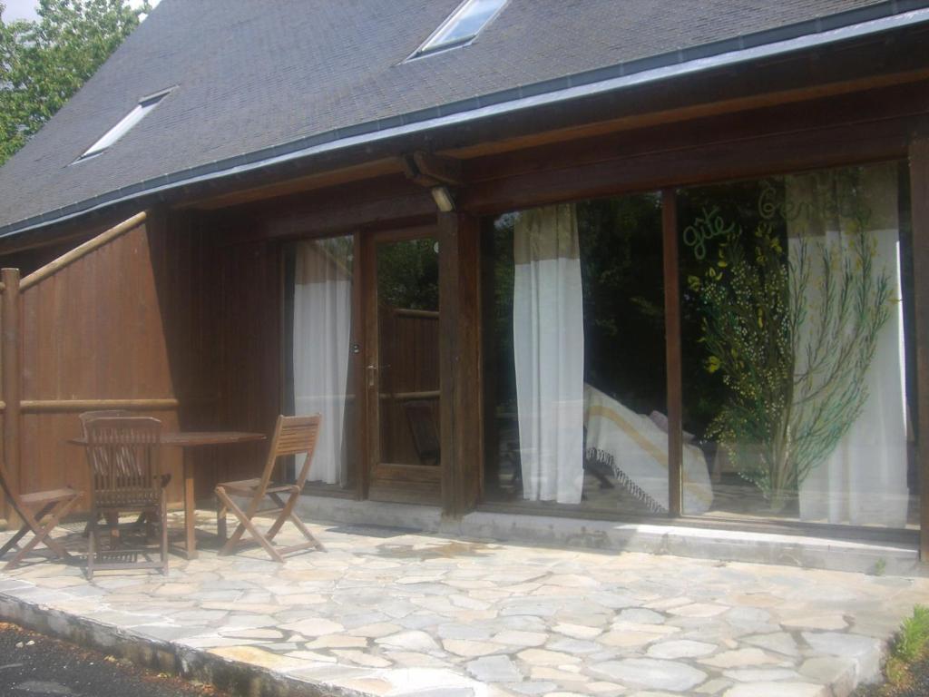 Gites De La Ferme Auberge De Mesauboin Bille Phòng bức ảnh